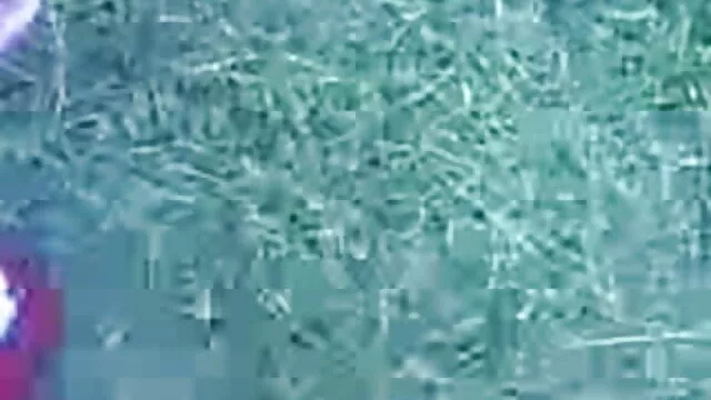 बड़े स्तन के साथ सींग का बना हुआ मूवी हिंदी सेक्सी फिल्म लगता है