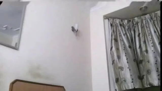 एशियाई चेहरे से पहले हिंदी सेक्सी फिल्म वीडियो मूवी कंडोम गधा बकवास