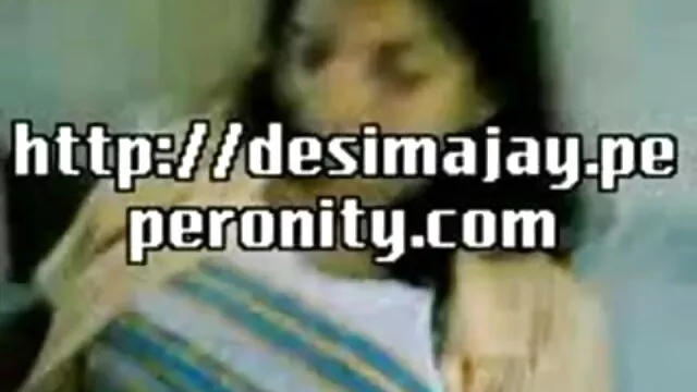 बंधन में गर्म स्टड हिंदी सेक्सी मूवी फिल्म उड़ रहा था