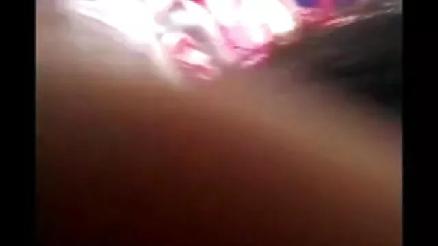 वेब कैमरा पर विशाल स्तन के साथ किशोर हिंदी मूवी सेक्सी बफ