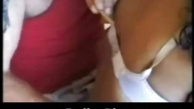 फ्रेंच लड़कियों पेशाब करने के लिए हिंदी सेक्सी हॉट मूवी प्यार:)