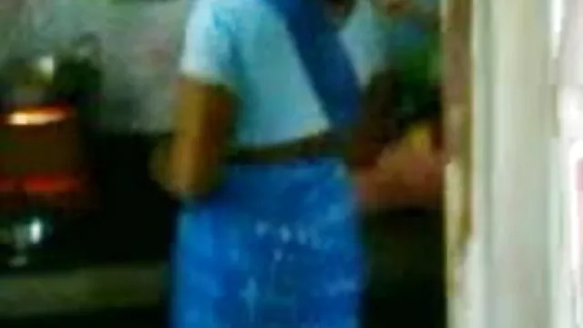 सेक्सी सुनहरे बालों वाली एस सेक्सी मूवी हिंदी पिक्चर लेने के लिए एक गन्दा चेहरे