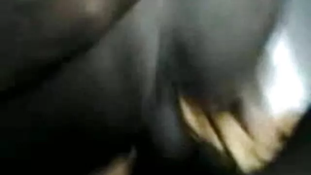 4. गोरा मिस वास्तव में खुश है देखने के लिए उसे हिंदी में सेक्सी मूवी पिक्चर काले चमड़ी पति