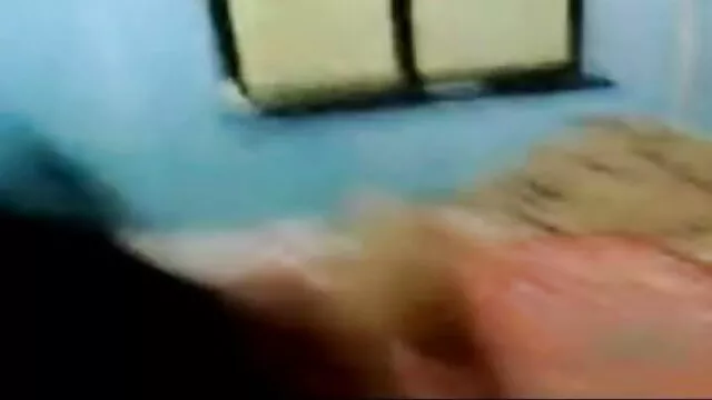 एक मोहक एकल दृश्य में हिंदी सेक्सी मूवी देसी सेक्सी रेड इंडियन बेब