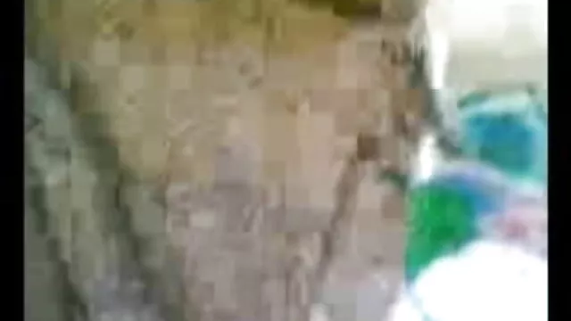 विनम्र ऊपर उठाया और किसी न सेक्सी मूवी हिंदी में किसी कंडोम