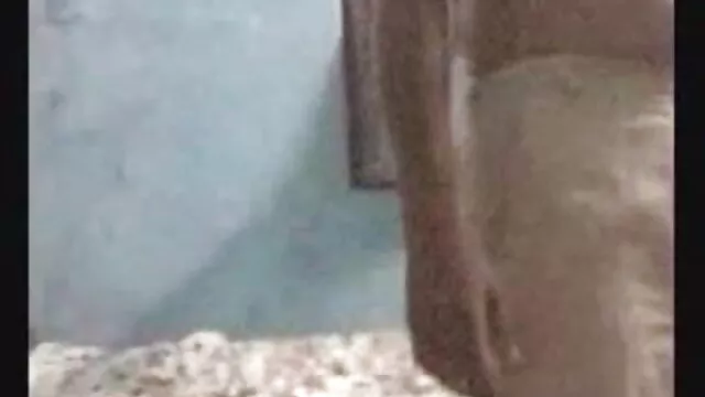 गले लैटिना 2 उसके गले में हिन्दी सेक्सी मुवी उर मोटी पाने की कोशिश करता है