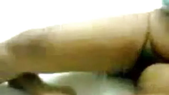 लेता हिंदी में सेक्सी मूवी है एड मुर्गा Cowgirl शैली की