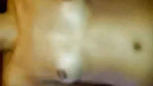 गोल-मटोल, गीला बिल्ली और तंग गधे के साथ हिंदी मूवी हिंदी मूवी सेक्सी खेलता है