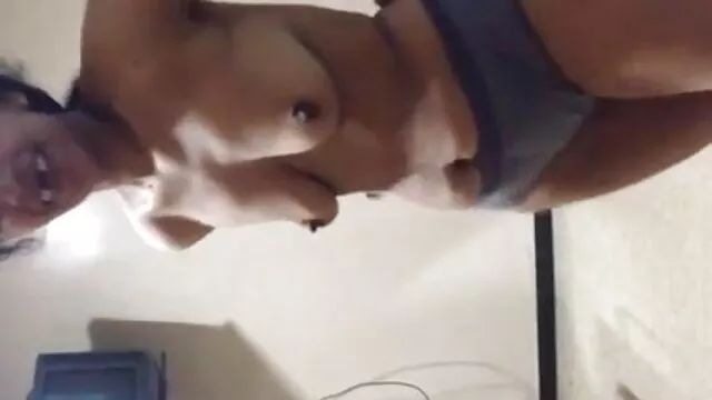 मलाईदार बिल्ली के फुल सेक्सी हिंदी मूवी साथ बजाना