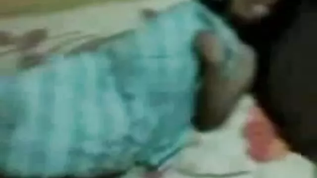 शहर में पेशाब करने हिंदी में सेक्सी मूवी हिंदी में सेक्सी मूवी के लिए एक सुरक्षित जगह खोजने के लिए कोई आसान काम नहीं