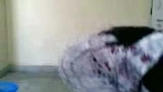 थोड़ा गोरा सफेद फूहड़ अंतरजातीय हिंदी मूवी हिंदी सेक्सी अश्लील