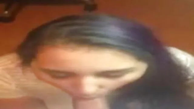 स्केटिंग हिंदी मूवी ब्लू फिल्में करनेवाला में अछूता गधे